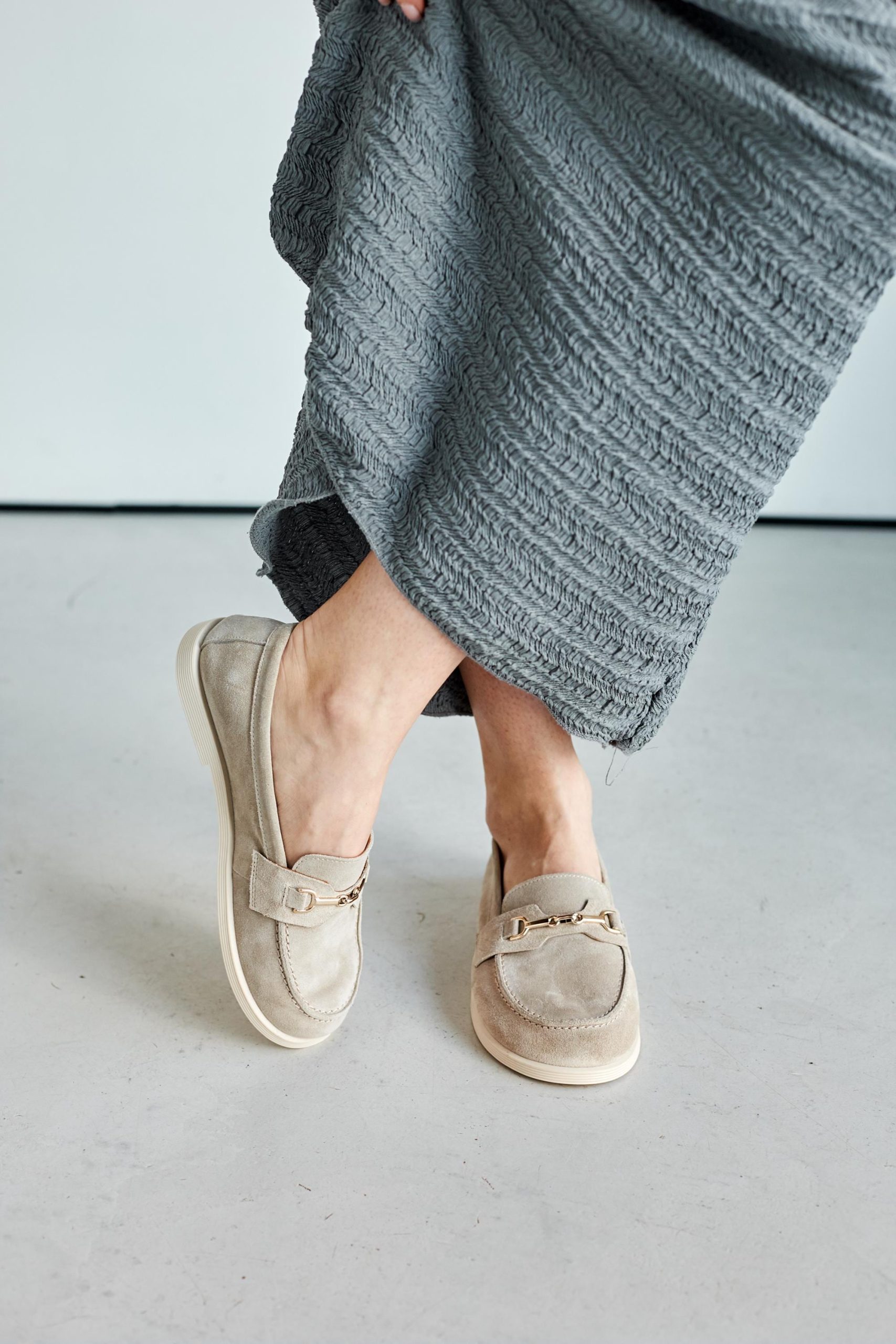 Stylish Beige Loafers Handmade Women's Suede Comfortable Grounding
